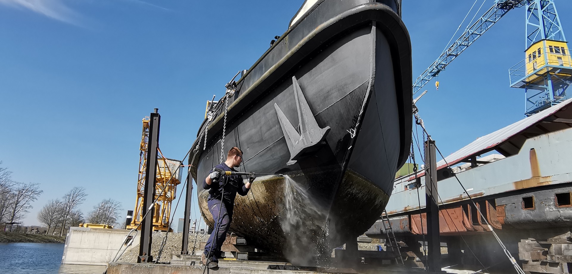 Restaurierung an historischem Schiff