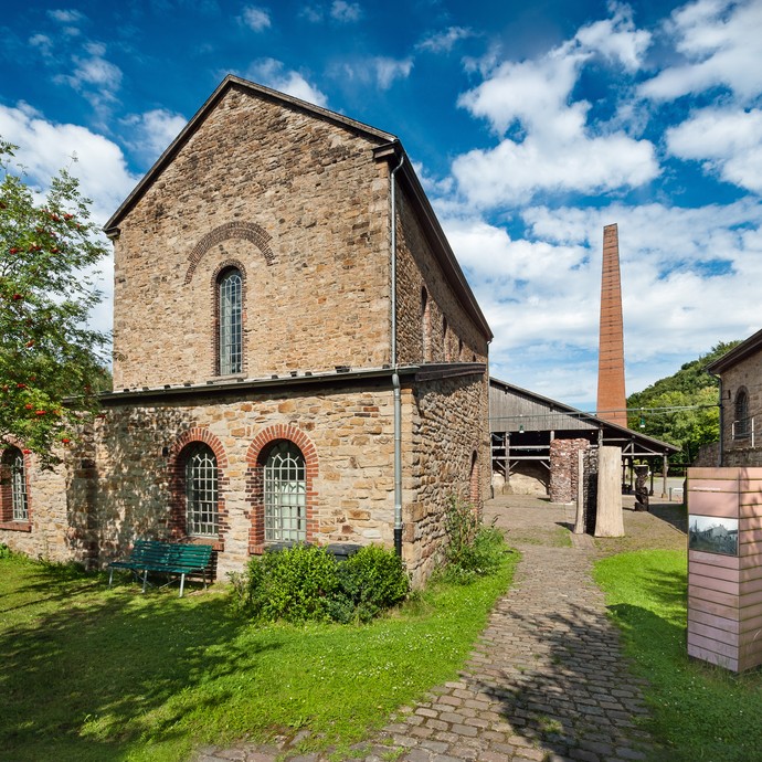 Maschinenhaus (vergrößerte Bildansicht wird geöffnet)