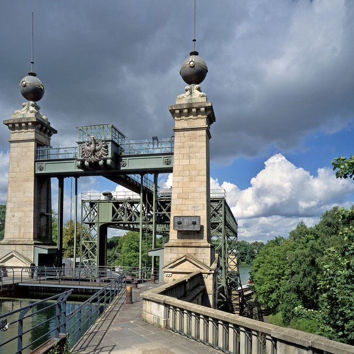 Schiffshebewerk Henrichenburg (vergrößerte Bildansicht wird geöffnet)