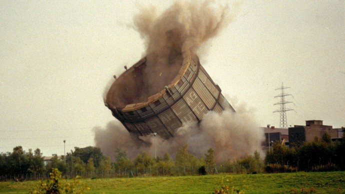Sprengung eines Gasometers